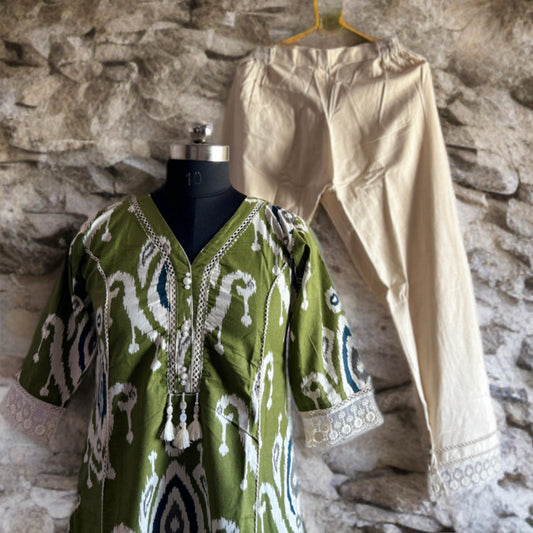 Olive Green Ikat Print Khadi Cotton Kurta Pant Set with Lace Detail