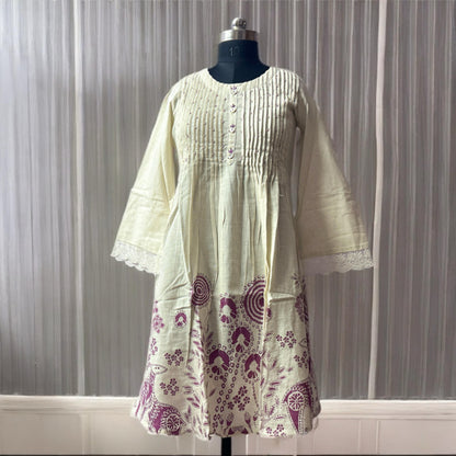 Khadi Cotton Kurta Pant Set with Pintuck Yoke & Floral Block Print – Handcrafted Elegance