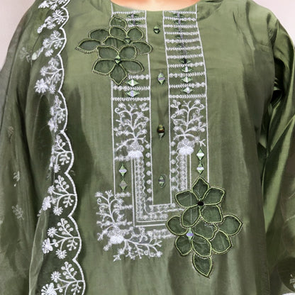Olive Green Cut Work Embroidered Kurtha Set with Organza Dupatta – Elegant Ethnic Wear for Women