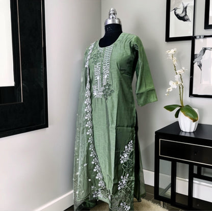Olive Green Cut Work Embroidered Kurtha Set with Organza Dupatta – Elegant Ethnic Wear for Women