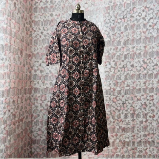 Black & Maroon A-Line Cotton Kurta with Kantha Work, Chinese Collar & Side Pocket