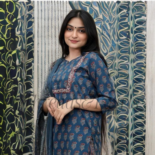 Neelaveni - Straight Cut Kurtha Set - Blue & Red | Threads & Twirls