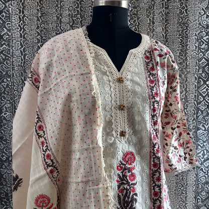 Elegant White Floral Cotton Salwar Suit with Hakoba Detailing – Dupatta & Pant Set | Threads & Twirls