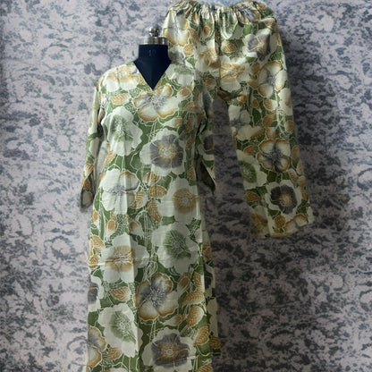 Women's Floral Cotton Co-ord Set with V-Neck & Pocket | Breathable Daily Wear