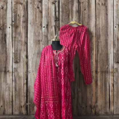 Pink Ikat Print Kurta Pant Set – Festive Cotton Ethnic Wear with Dupatta