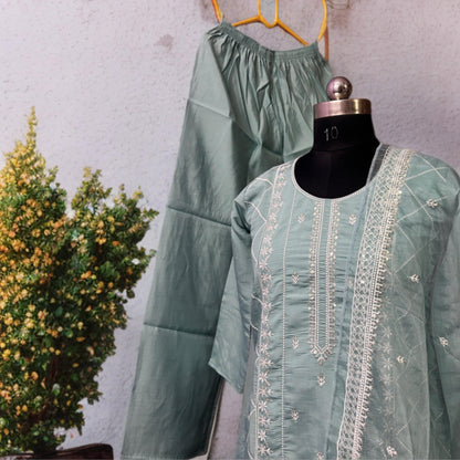 Lavender Chikankari-Style Kurta Pant Set – Elegant Festive Wear with Embroidered Dupatta