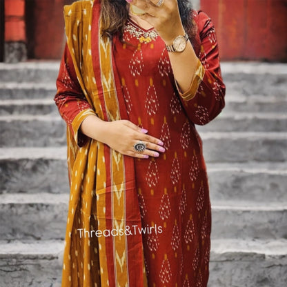 Aishwarya - Cotton Print Suit Set - Rust brown and Orange | Threads & Twirls