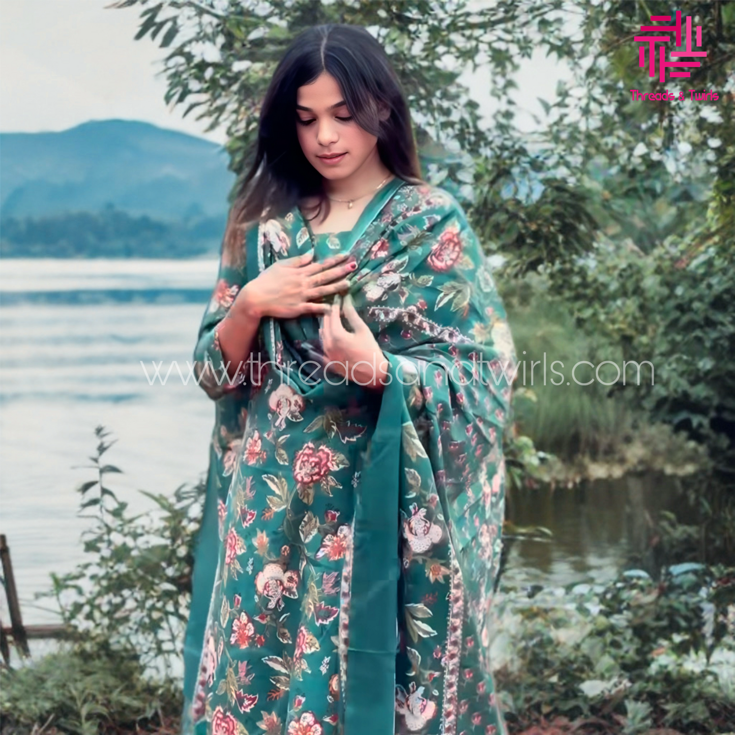 Manju - Floral print suit set - Green | Threads & Twirls