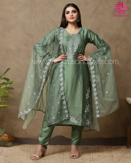 Olive Green Cut Work Embroidered Kurtha Set with Organza Dupatta – Elegant Ethnic Wear for Women