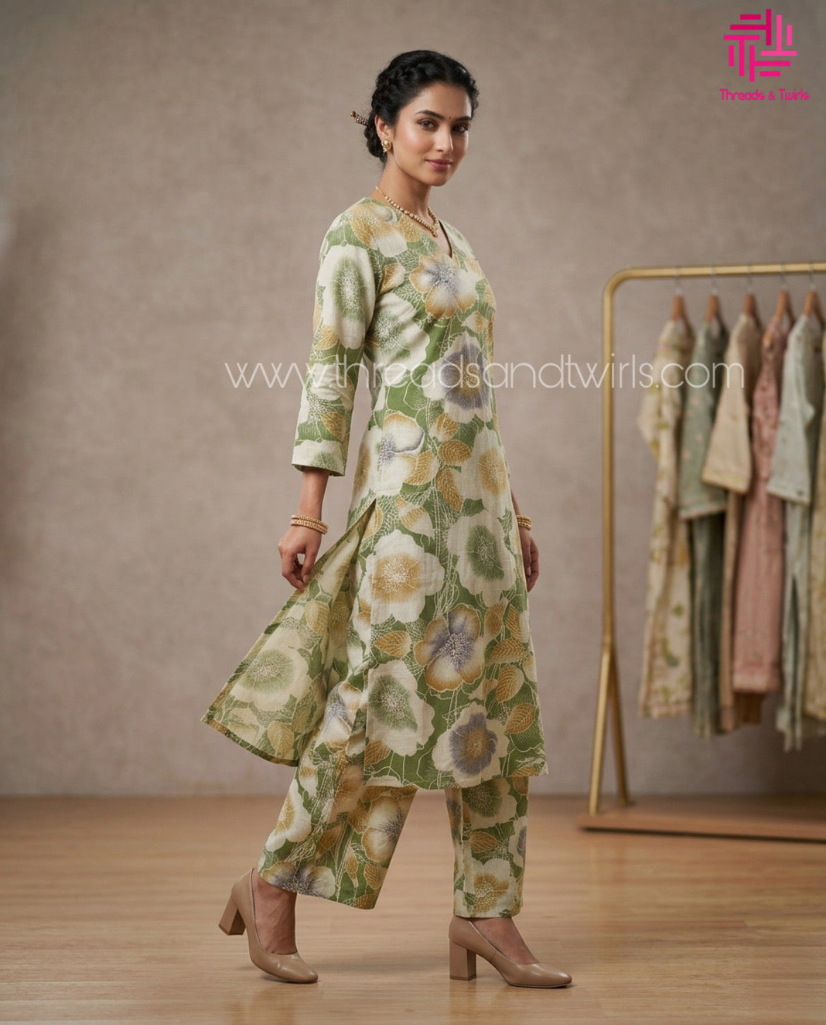 Women's Floral Cotton Co-ord Set with V-Neck & Pocket | Breathable Daily Wear