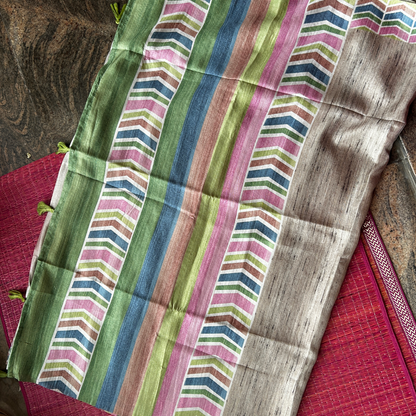 Beige Ghicha Silk Saree with Green Geometric Design Pallu & Blouse | Mriksha Sarees