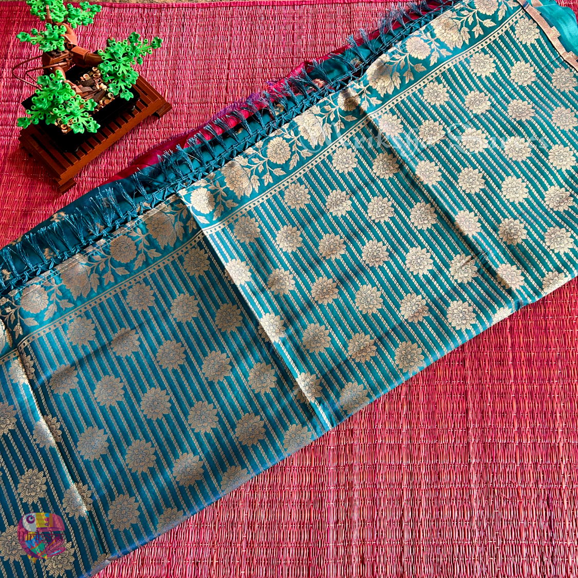 Banarasi Zari Embroidery Soft Silk Saree – Floral & Bird Motif Collection (Green, Red, Teal Variants)